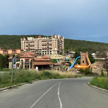 아파트 Апартаменты «Вила Романа»